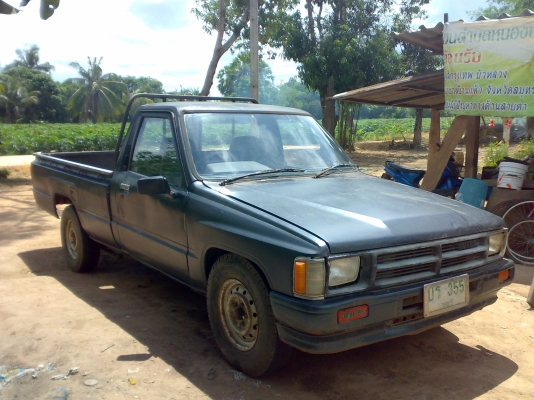 โตโยต้า ฮีโร่ 2400cc ตามสภาพครับ โตโยต้า ฮีโร่ 2400cc ตามสภาพครับ