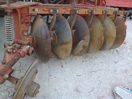 ขายผานไถ  6x26 ตราช้าง สนใจสอบถามได้