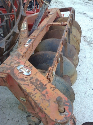 ขายผานไถ  6x26 ตราช้าง สนใจสอบถามได้