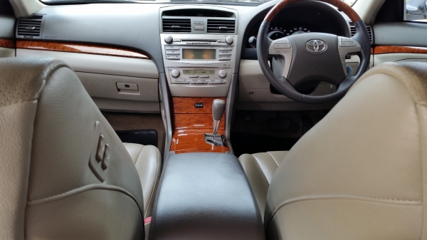 Camry 2.0G ปี 08 สภาพดีมาก เจ้าของมือเดียวป้ายแดง