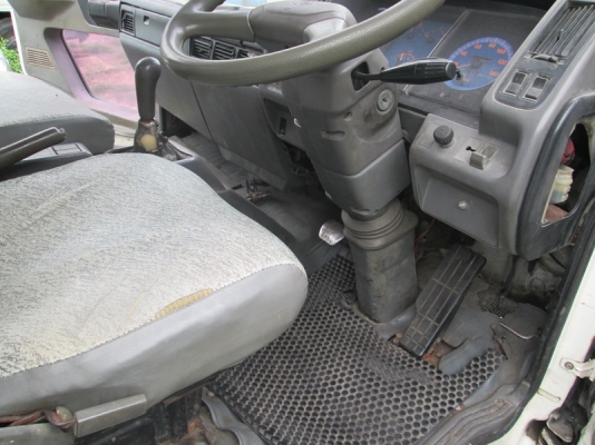 ขาย Hino FC4J 140แรงม้า รถห้าง ตู้แห้ง ปี96.