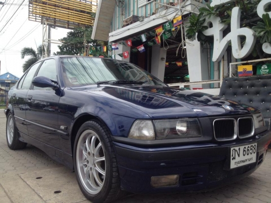 ขายBMW 318i รถสวยแอบแซ้บ