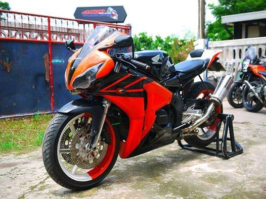 ขาย Nc30 พร้อมทะเบียนแท้ ภาษีไม่ขาดต่อ แฟริ่ง Cbr1000 2008 ท่อสูตร พักเท้าเกียร์โยง