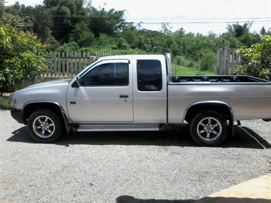 ขาย Nissan BigM 2.5 ปี94 รถบ้านเดิมๆพร้อมใช้งานบางรอบคันกระบะไม่ผุพวงมาลัยธรรมดาภายในสะอาด