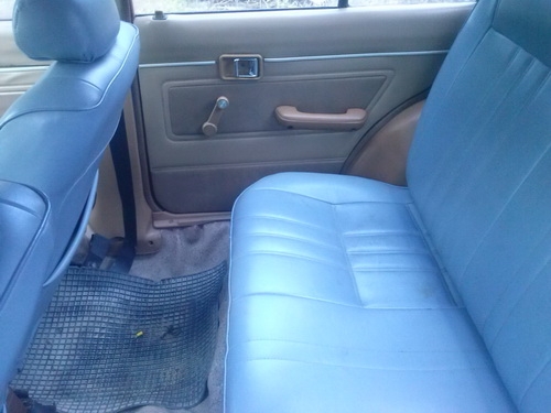 ขายเก๋งมาสด้า 323 โฉม 5 ประตู เครื่องยนต์ 1300 เกียร์ธรรมดา 5 เกียร์