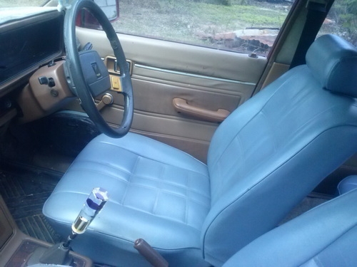 ขายเก๋งมาสด้า 323 โฉม 5 ประตู เครื่องยนต์ 1300 เกียร์ธรรมดา 5 เกียร์