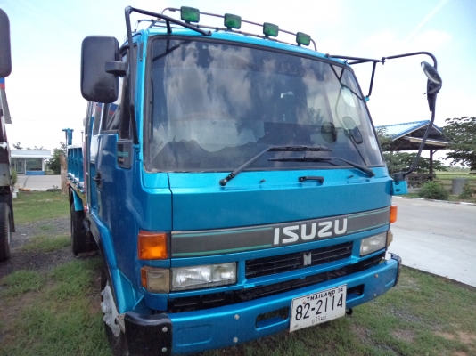 ขาย850000บาท รถอีซูซุดั้มร็อก195แรง สภาพสวยๆพร้อมใช้(เอกสารพร้อมโอน)