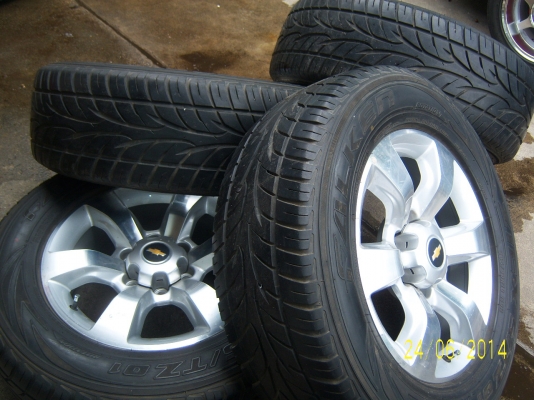 แม็กเชฟ รุ่นเทรลเบลเซอร์ แวน ตัวท็อป ขอบ 18x7.5 พร้อมยาง 265 60 18 ปี 10 มี1ชุด สวยๆ