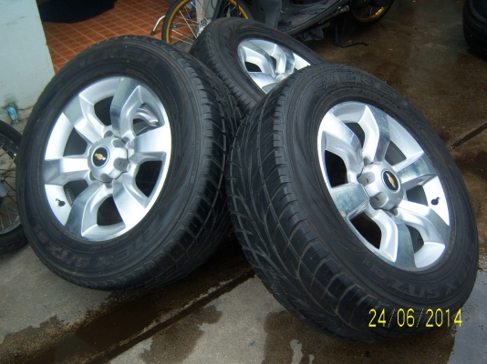 แม็กเชฟ รุ่นเทรลเบลเซอร์ แวน ตัวท็อป ขอบ 18x7.5 พร้อมยาง 265 60 18 ปี 10 มี1ชุด สวยๆ