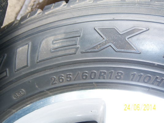 แม็กเชฟ รุ่นเทรลเบลเซอร์ แวน ตัวท็อป ขอบ 18x7.5 พร้อมยาง 265 60 18 ปี 10 มี1ชุด สวยๆ