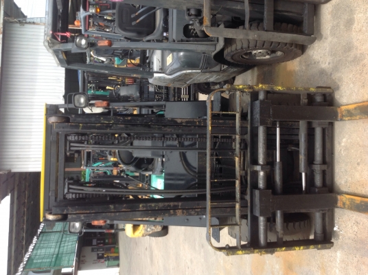 ขายรถsumitomo fg25 แก็ส+นำ้มัน 2.5 ton