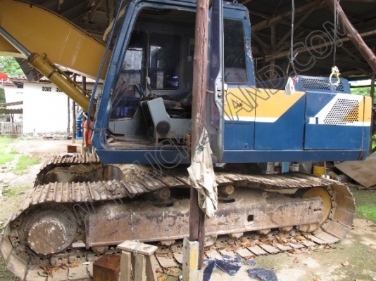 รถแบคโฮ KOBELCO 907 รุ่น 1