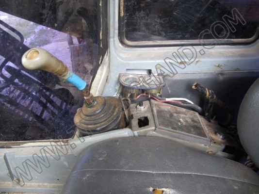 รถแบคโฮ KOBELCO 907 รุ่น 1