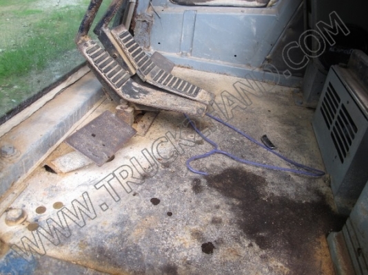 รถแบคโฮ KOBELCO 907 รุ่น 1