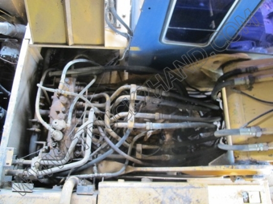 รถแบคโฮ KOBELCO 907 รุ่น 1