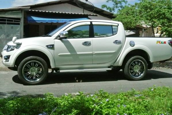 ขาย TRITON PLUS 4 ประตู รุ่นใหม่ ตัวท็อป 2011