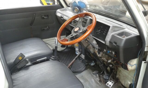 mini 4wd ...suzuki carry 4&times;4 แท้โรงงานเดิมบางจากยุ่น ป้ายขาว เล่มชุดโอนครบ ขับดีมีแก๊ส