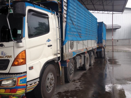 ขายรถสิบล้อ HIno MEGA FM 260 แรง ปี 48 คอกเกษตร ดั้มเนียมพ่วงแม่ลูก ราคาต่อรองได้ เอกสารพร้อมโอน