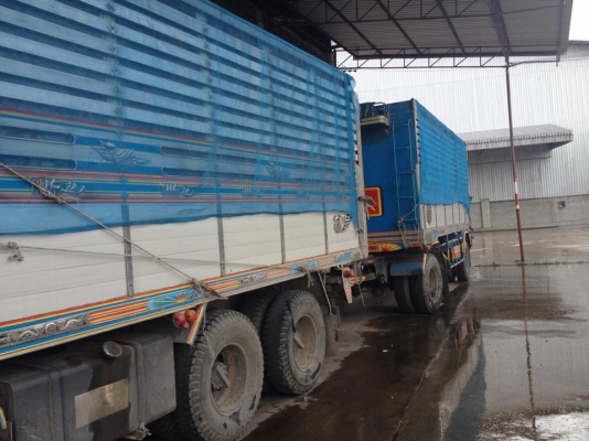 ขายรถสิบล้อ HIno MEGA FM 260 แรง ปี 48 คอกเกษตร ดั้มเนียมพ่วงแม่ลูก ราคาต่อรองได้ เอกสารพร้อมโอน