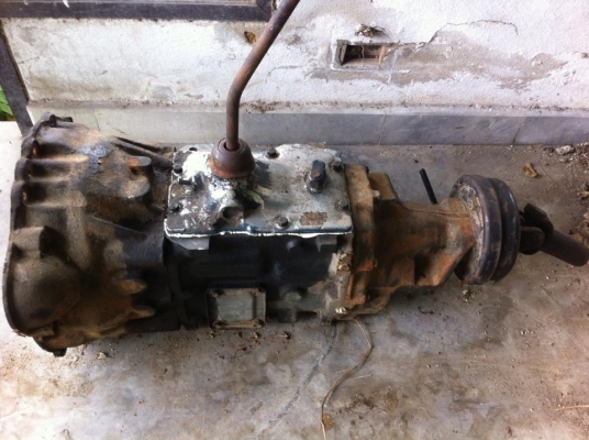 ปิดการขาย - ขายเกียร์นิสสัน คาร์บอน ถูกๆ 5000.-