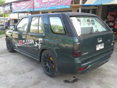 Isuzu cameo ปี 94 แต่งเครื่องเสียงพร้อมออกงาน Isuzu cameo ปี 94 แต่งเครื่องเสียงพร้อมออกงาน