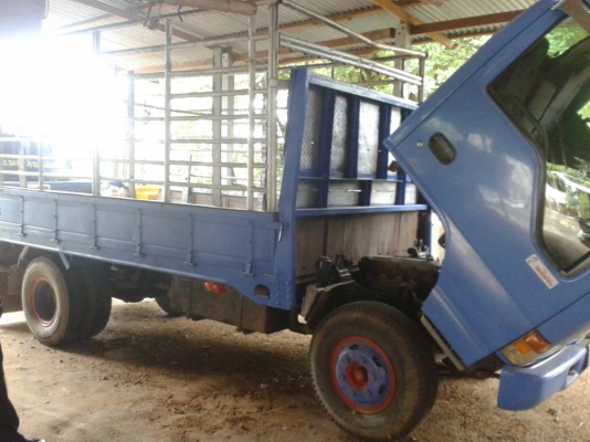 รถหกล้อ135 อีซูซุ รถสวยพร้อมใช้งานเอกสารพร้อม