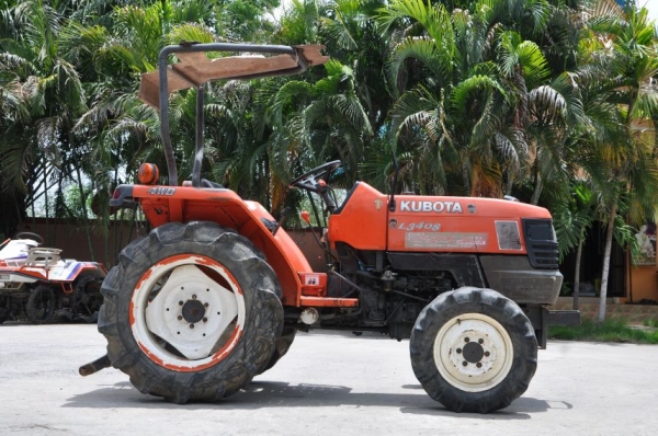 ขาย KUBOTA L3408 4WD ขับ4ล้อ แรงสะใจอุปกรณ์ครบทำงานสมบูรณ์ทุกระบบ 149,000 เท่านั้น!!