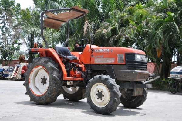 ขาย KUBOTA L3408 4WD ขับ4ล้อ แรงสะใจอุปกรณ์ครบทำงานสมบูรณ์ทุกระบบ 149,000 เท่านั้น!!