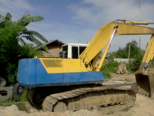 ขาย KOMATSU PC200-5 สภาพสวยพร้อมใช้ ราคาต่อรองได้ ติดต่อได้ที่คุณ อ๊อฟ พิจิตร 086-737-9991 ขาย KOMATSU PC200-5 สภาพสวยพร้อมใช้ ราคาต่อรองได้ ติดต่อได้ที่คุณ อ๊อฟ พิจิตร 086-737-9991