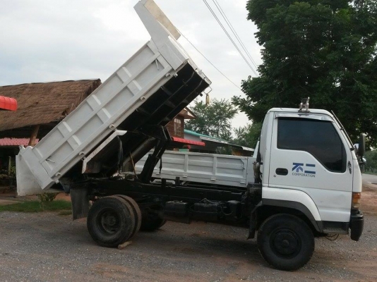 ขายรถ6ล้อดั้ม ISUZU FORWARD JUSTON195HP