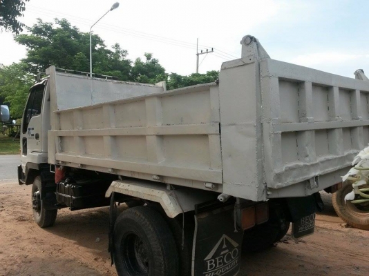 ขายรถ6ล้อดั้ม ISUZU FORWARD JUSTON195HP
