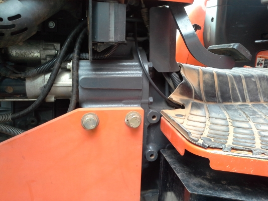 รถคูโบต้า 85 แรงม้าพร้อมอุปกรณ์ต่อพ่วง 2 ชิ้นฟรี ใช้เงินเพียง 70,000 ก็ออกรถได้ รถคูโบต้า 85 แรงม้าพร้อมอุปกรณ์ต่อพ่วง 2 ชิ้นฟรี ใช้เงินเพียง 70,000 ก็ออกรถได้