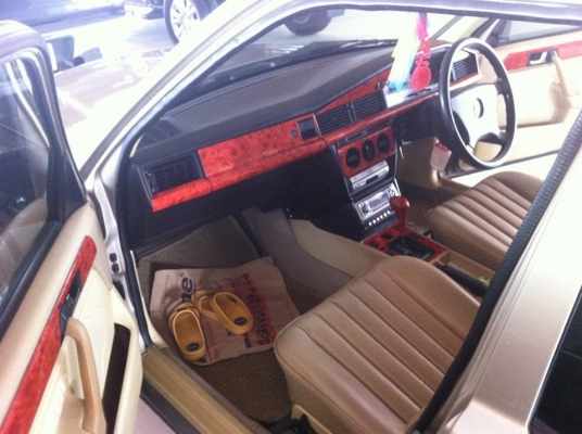 ขาย Benz 190e เครืองเดิมติดแก็ส รถสวย หรูหรา ขายถูก พร้อมขับส่งทั่วไทย ขาย Benz 190e เครืองเดิมติดแก็ส รถสวย หรูหรา ขายถูก พร้อมขับส่งทั่วไทย