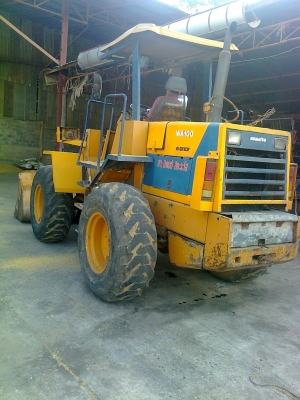 รถตักKOMATSUรุ่นWA-100