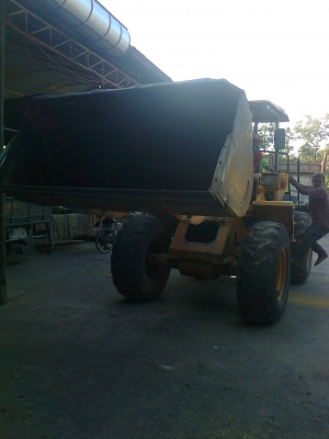 รถตักKOMATSUรุ่นWA-100