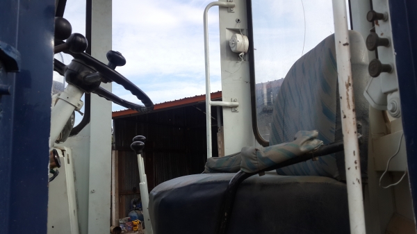 ขายรถตัก KOMATSU 515-2 สวยๆครับ