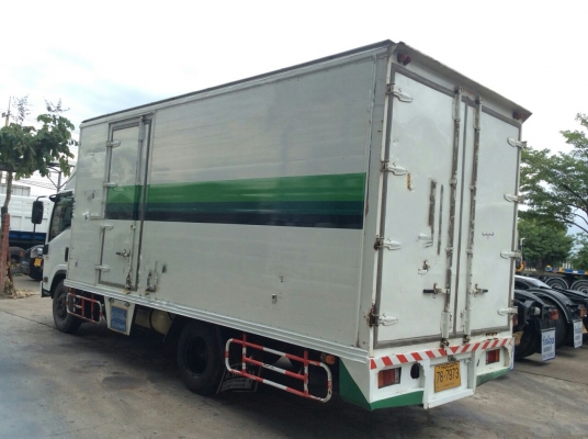 ขายรถ ISUZU, รถบรรทุก 6 ล้อ 5ม.(NGVโรงงาน)ตู้แห้ง3บานปี 2009 เกียร์ธรรมดา