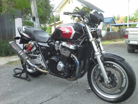 ขายHonda cb1300cc.รถพร้อมใช้ท่อแตงZeroไทเทเนี่ยมทั้งเส้น