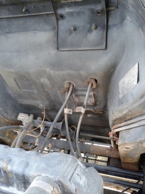 รถมิตซู 10 ล้อดั้ม FN527M - TD 191 แรงม้า. ปี 37.  สนใจติดต่อ  081 - 6079515