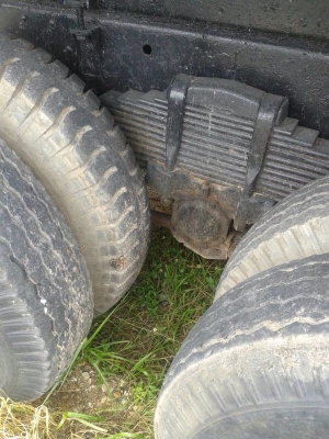 รถมิตซู 10 ล้อดั้ม FN527M - TD 191 แรงม้า. ปี 37.  สนใจติดต่อ  081 - 6079515