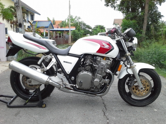 ขาย Honda CB1000cc.เอกสารอินวอยร์+สรรพสามิตรถพร้อมใช้ครับ