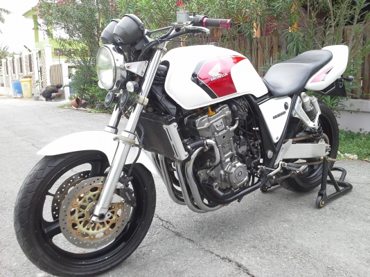 ขาย Honda CB1000cc.เอกสารอินวอยร์+สรรพสามิตรถพร้อมใช้ครับ