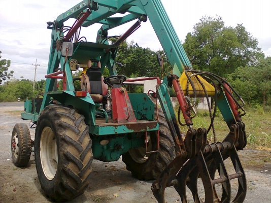 รถคีบอ้อย คีบหลัง ฟอร์ด 6600 เสื้อลาย เกียร์ธรรมดา