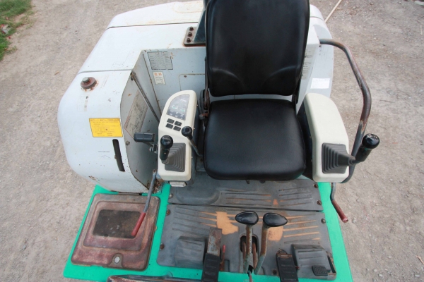 ขายรถแม็คโคร ติดต่อ 086-775-7900, 086-324-1992 ขายรถแม็คโคร ติดต่อ 086-775-7900, 086-324-1992