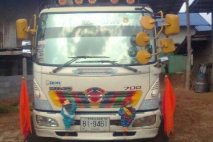 ***ขายแล้วครับขอบคุณ Truck2hand ขาย6ล้อดั้มสวยๆ HINO MEGA FC4JEPA JO5C 150HP EURO2 ปี47 เครื่องเดิมเกียร์เดิม JO5C 150แรง แน่นๆ แรงๆ ไม่มีเยิ้ม ช่วงล่างเดิมใหญ่คัสซีสวยเดิมๆไม่มีผุ กระบะดั้มเหล็ก5ตันยิงหน้า3.70ม.สภาพสวยพื้นดีข้างสวย หัวเก๋งเดิมๆ สวยๆภายใน