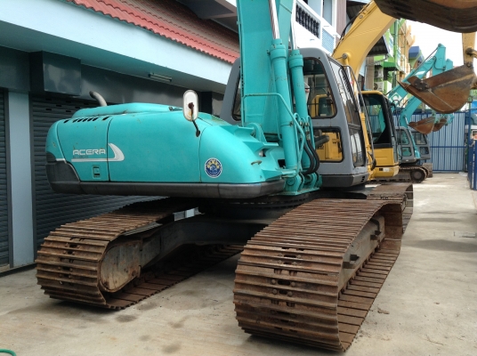kobelco sk200M5 super เก๋งเหลี่ยม