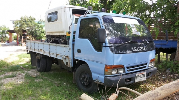 ***ขายแล้วครับขอบคุณ Truck2hand ขาย6ล้อเดิมๆบางๆ ISUZU NPR120 NPR66LX5T ห้างแท้ปี40 เครื่องเดิมเกียร์เดิม 4HF1 120แรงฝาขาว เครื่องดี แน่น ไม่มีเยิ้ม ช่วงล่างเดิมๆ คัสซีสวยเดิมไม่ปะไม่ดาม กระบะคาร์โก้4.30ม.พื้นไม้สภาพดี พื้นดีข้างดี หัวเก๋งเดิมๆภายในสวยคอน