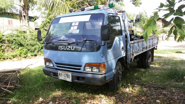 ***ขายแล้วครับขอบคุณ Truck2hand ขาย6ล้อเดิมๆบางๆ ISUZU NPR120 NPR66LX5T ห้างแท้ปี40 เครื่องเดิมเกียร์เดิม 4HF1 120แรงฝาขาว เครื่องดี แน่น ไม่มีเยิ้ม ช่วงล่างเดิมๆ คัสซีสวยเดิมไม่ปะไม่ดาม กระบะคาร์โก้4.30ม.พื้นไม้สภาพดี พื้นดีข้างดี หัวเก๋งเดิมๆภายในสวยคอน