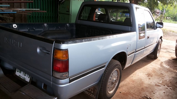 **220,000 บ.ต่อรอง**ขายกระบะแค็ปมังกรทองยอดนิยม ISUZU SPACECAB 2.5SLX โฉมหน้าหนู ปี38/95 เครื่องเดิมเกียร์เดิม แห้งๆ ไม่มีเยิ้มประหยัดสุดด้วยเครื่องมังกรทอง เกียร์ดีไม่มีหลุด ไม่มีหอน ช่วงล่างหนึบๆไม่มีส่ายไม่มีเลื้อย คัสซีสวยเดิมๆ ไม่มีผุ กระบะสวยมีพื้นป **220,000 บ.ต่อรอง**ขายกระบะแค็ปมังกรทองยอดนิยม ISUZU SPACECAB 2.5SLX โฉมหน้าหนู ปี38/95 เครื่องเดิมเกียร์เดิม แห้งๆ ไม่มีเยิ้มประหยัดสุดด้วยเครื่องมังกรทอง เกียร์ดีไม่มีหลุด ไม่มีหอน ช่วงล่างหนึบๆไม่มีส่ายไม่มีเลื้อย คัสซีสวยเดิมๆ ไม่มีผุ กระบะสวยมีพื้นป
