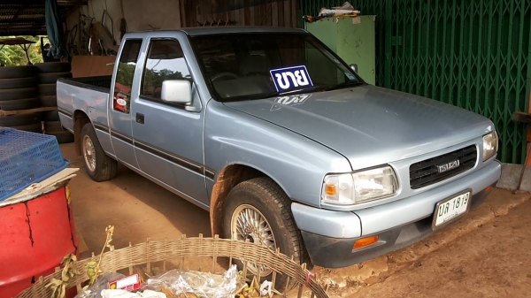 **220,000 บ.ต่อรอง**ขายกระบะแค็ปมังกรทองยอดนิยม ISUZU SPACECAB 2.5SLX โฉมหน้าหนู ปี38/95 เครื่องเดิมเกียร์เดิม แห้งๆ ไม่มีเยิ้มประหยัดสุดด้วยเครื่องมังกรทอง เกียร์ดีไม่มีหลุด ไม่มีหอน ช่วงล่างหนึบๆไม่มีส่ายไม่มีเลื้อย คัสซีสวยเดิมๆ ไม่มีผุ กระบะสวยมีพื้นป **220,000 บ.ต่อรอง**ขายกระบะแค็ปมังกรทองยอดนิยม ISUZU SPACECAB 2.5SLX โฉมหน้าหนู ปี38/95 เครื่องเดิมเกียร์เดิม แห้งๆ ไม่มีเยิ้มประหยัดสุดด้วยเครื่องมังกรทอง เกียร์ดีไม่มีหลุด ไม่มีหอน ช่วงล่างหนึบๆไม่มีส่ายไม่มีเลื้อย คัสซีสวยเดิมๆ ไม่มีผุ กระบะสวยมีพื้นป